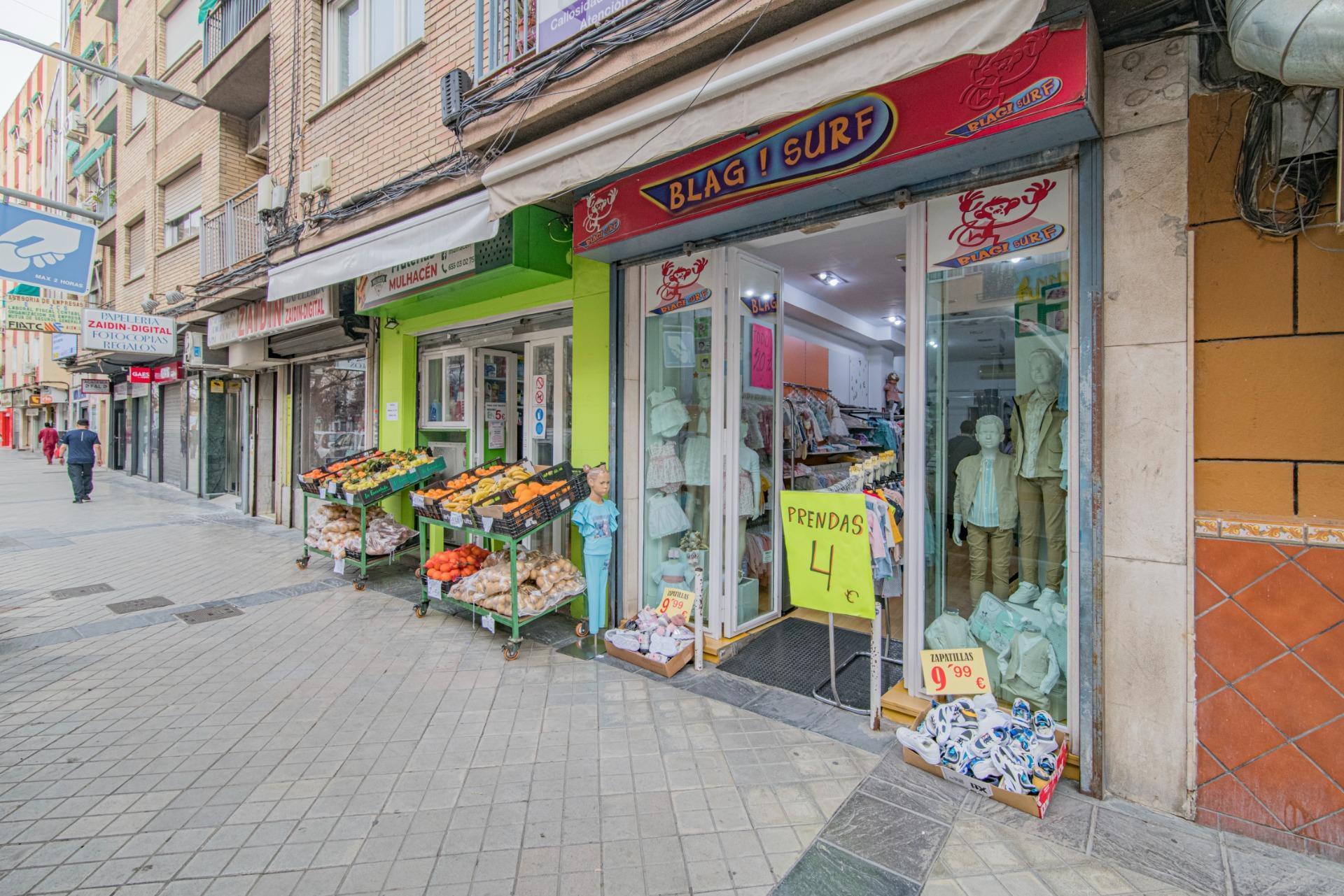 Retail in Granada, Granada for sale Building Photo- Image 1 of 9