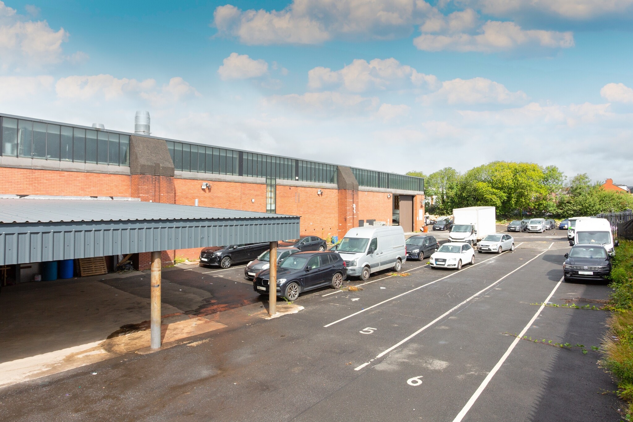 Derby Way, Bury to rent Interior Photo- Image 1 of 13