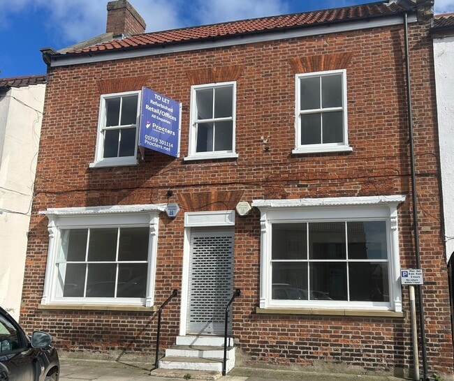 More details for 10 Pavement, Pocklington - Office / Retail, Retail to Rent