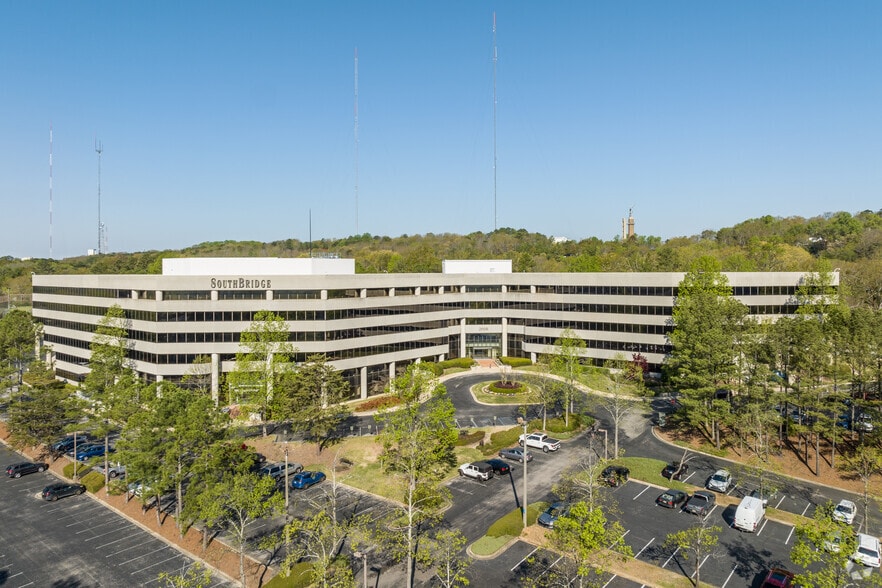 2000-2100 SouthBridge Pky, Birmingham, AL for rent - Building Photo - Image 1 of 9