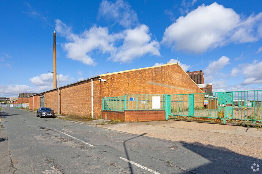 45 Morley St, Hull for sale - Building Photo - Image 3 of 9