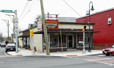 49 E Broadway, Derry, NH for sale Primary Photo- Image 1 of 1