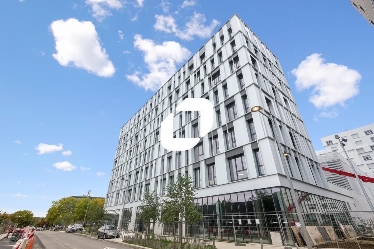 Office in Champs-sur-Marne to rent Building Photo- Image 1 of 15