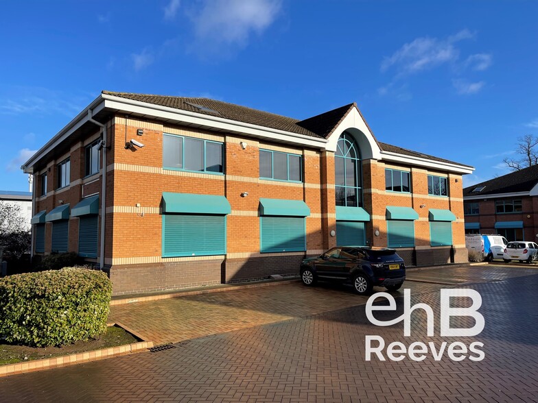 Tancred Clos, Leamington Spa for sale - Building Photo - Image 1 of 16