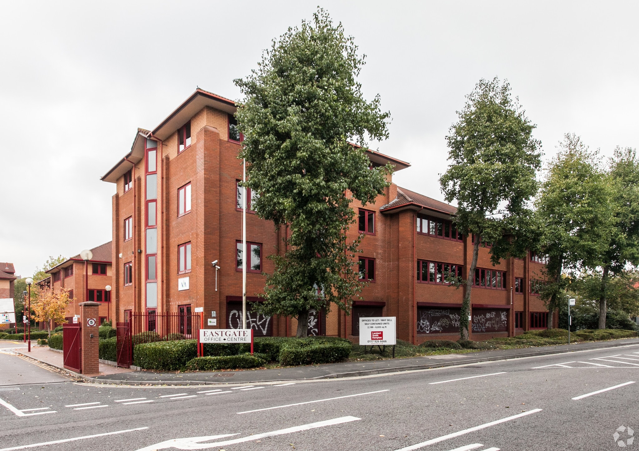 Eastgate Rd, Bristol to rent Building Photo- Image 1 of 5