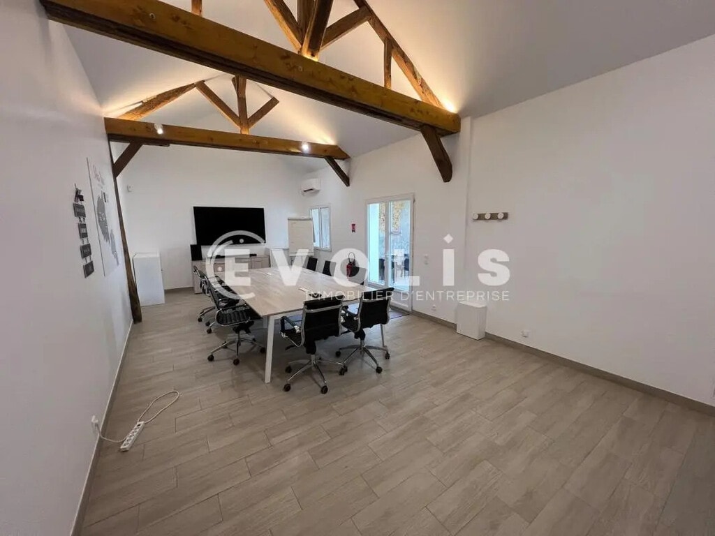 Location Bureaux 50 m² à 105 m² - Photo 1