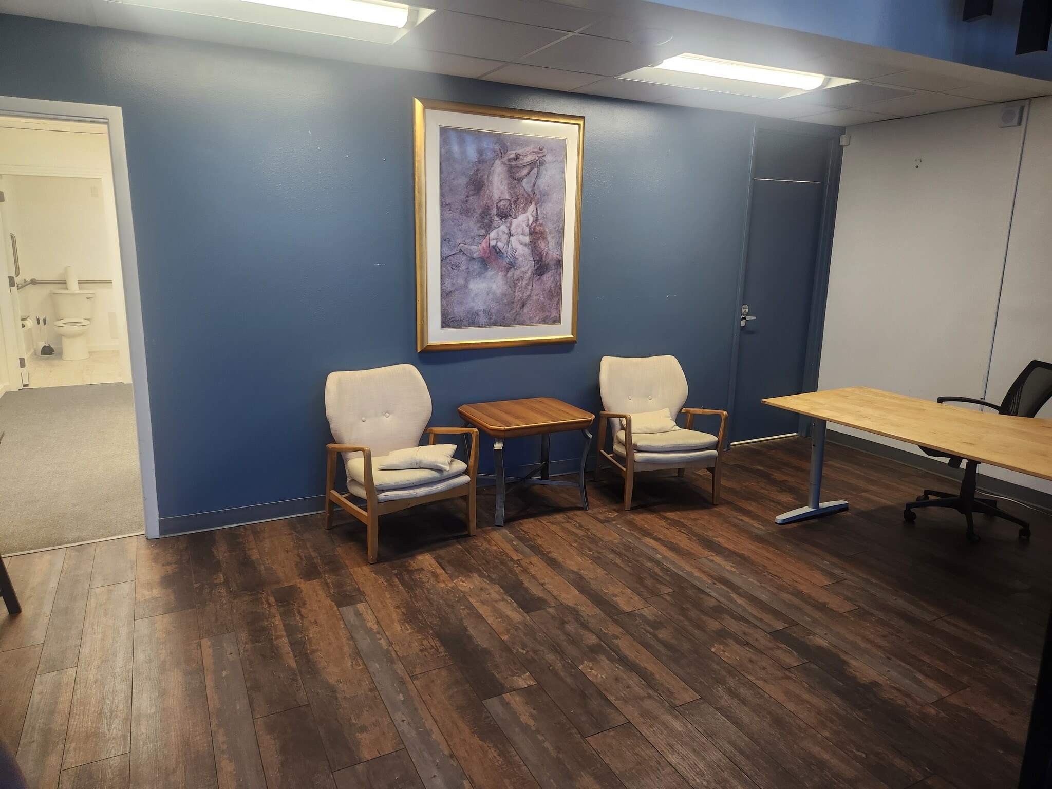 2433 Gulf To Bay Blvd, Clearwater, FL to rent Interior Photo- Image 1 of 5