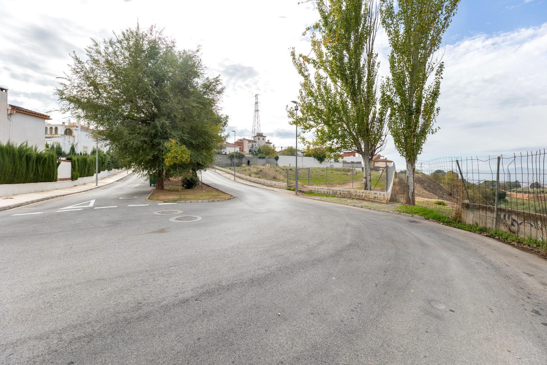 Calle Olmos, Peligros, Granada for sale Primary Photo- Image 1 of 28