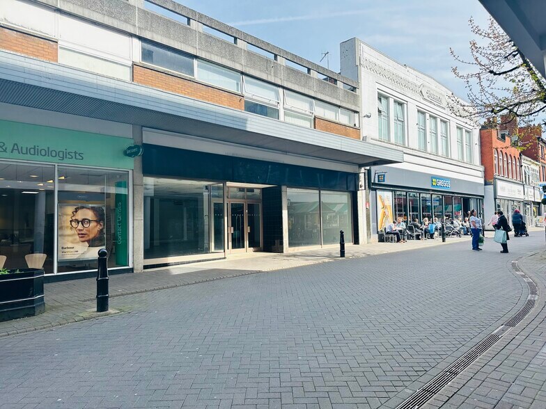 2-6 Burlington St, Chesterfield to rent - Building Photo - Image 1 of 2