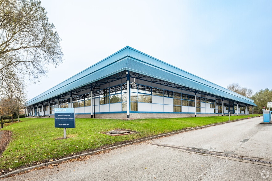 Wavertree Blvd, Liverpool for sale - Primary Photo - Image 1 of 1