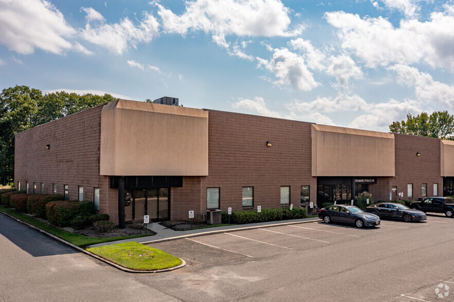 1951 Old Cuthbert Rd, Cherry Hill, NJ for rent - Primary Photo - Image 3 of 4