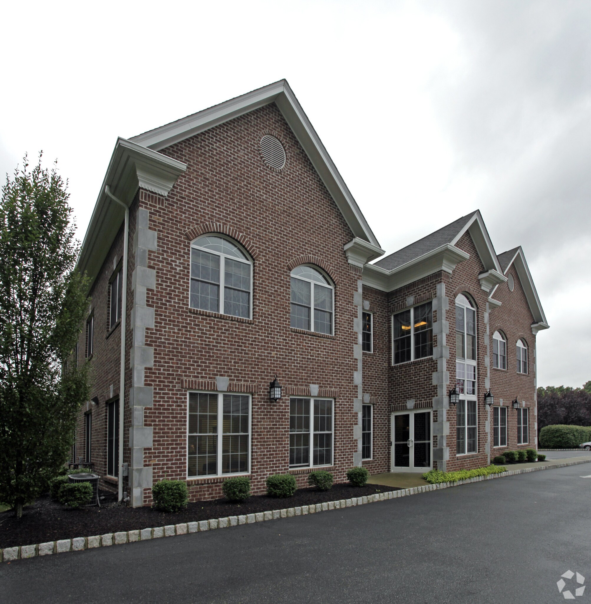 115 Horseneck Rd, Montville, NJ to rent Building Photo- Image 1 of 8