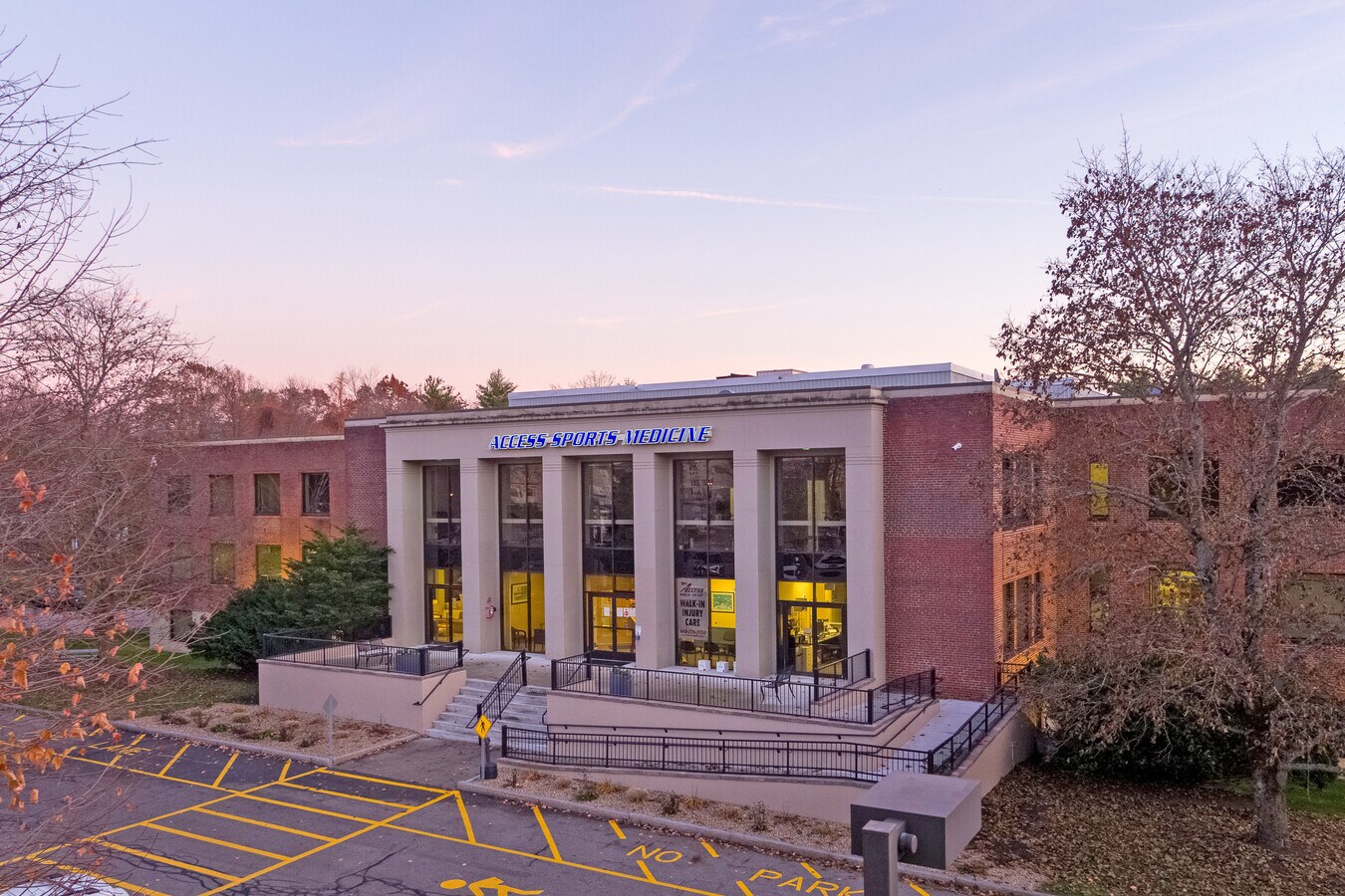 1 Hampton Rd, Exeter 03833 UK