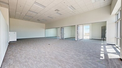 NWC N 7th Ave & W Rose Garden Ln, Phoenix, AZ to rent Matterport 3D Scan- Image 1 of 17