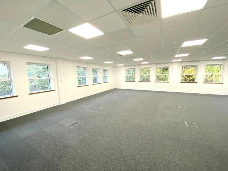 Old Gloucester Rd, Bristol to rent - Interior Photo - Image 3 of 30