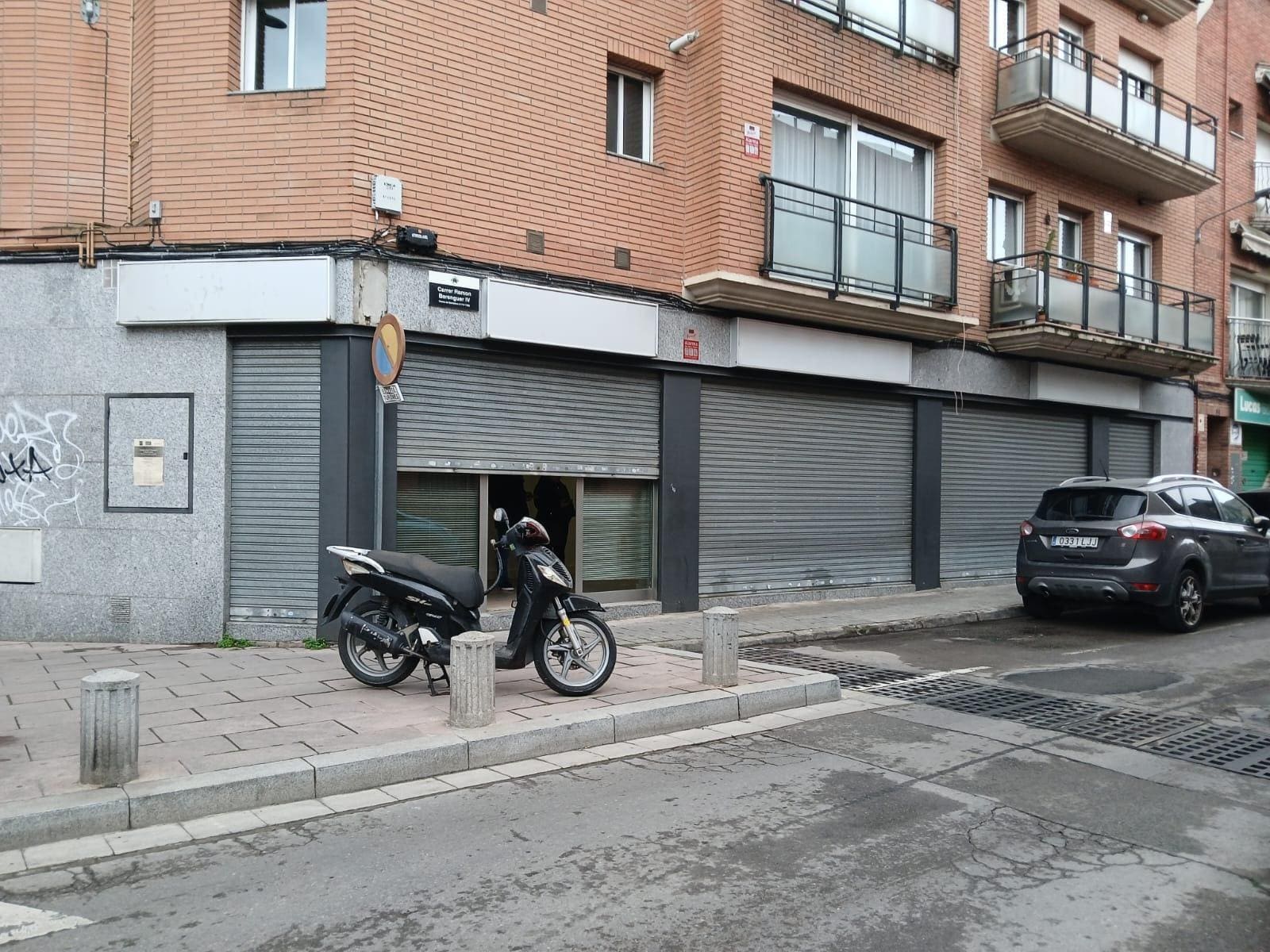 Office / Retail in Barberà del Vallès, Barcelona to rent Primary Photo- Image 1 of 2