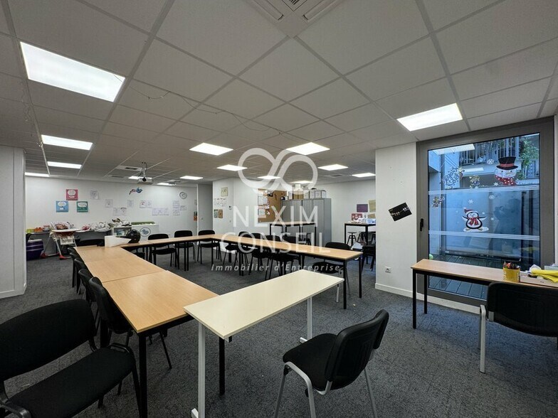 Office in Clichy to rent - Building Photo - Image 3 of 7