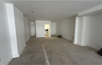 94-94A West St, Fareham to rent Interior Photo- Image 2 of 6