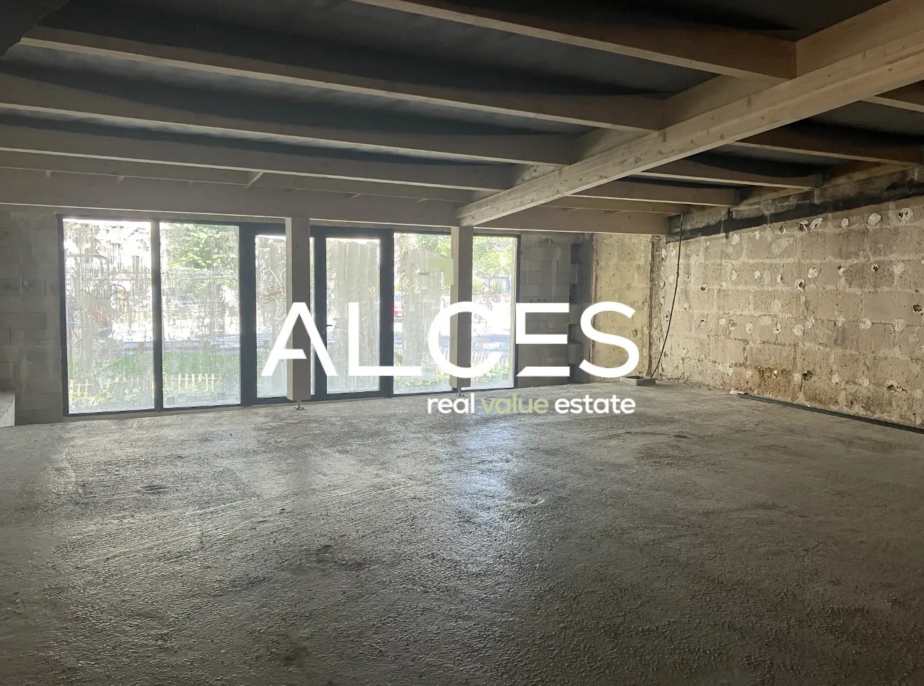 Office in Bordeaux for sale Interior Photo- Image 1 of 5