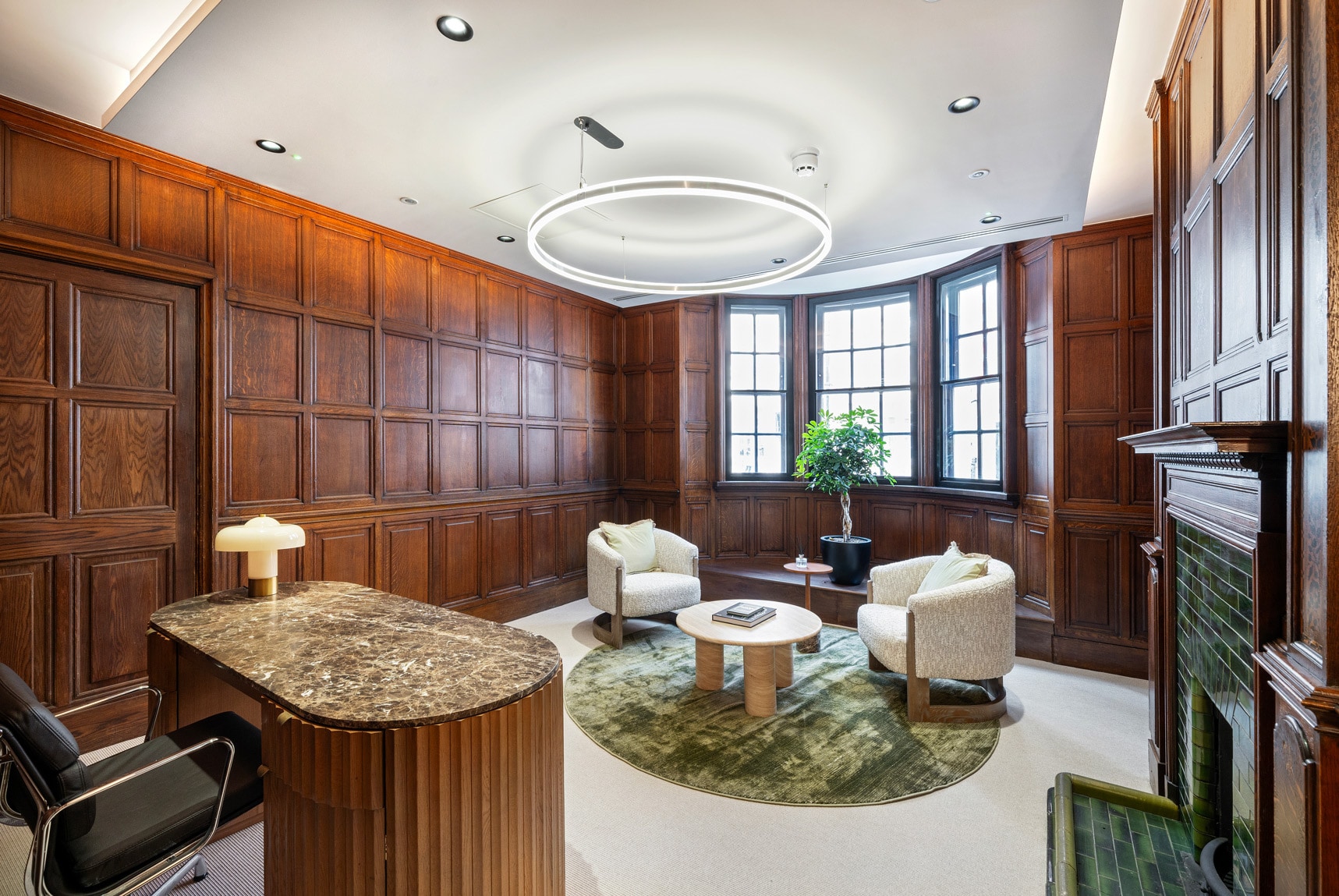 2 Bentinck Mews, London to rent Interior Photo- Image 1 of 16