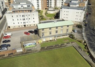 Orchard Pl, Southampton to rent Building Photo- Image 1 of 2