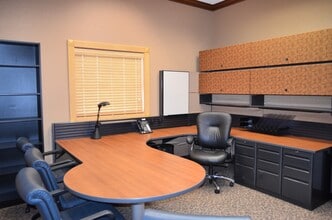 2800 S Main St, Santa Ana, CA to rent Building Photo- Image 2 of 4