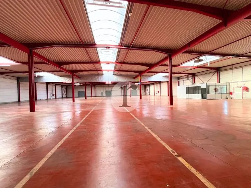Vente Local d'activités 2 705 m² à 6 094 m² - Photo 1