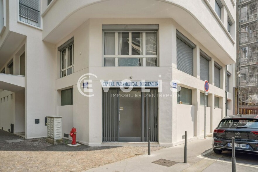 Office in Lyon for sale - Building Photo - Image 1 of 14