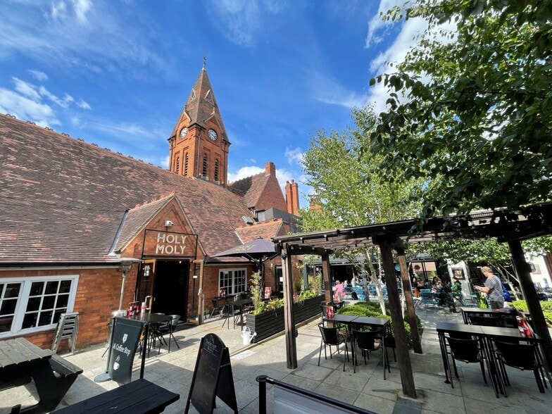 High St, Birmingham to rent - Building Photo - Image 2 of 2