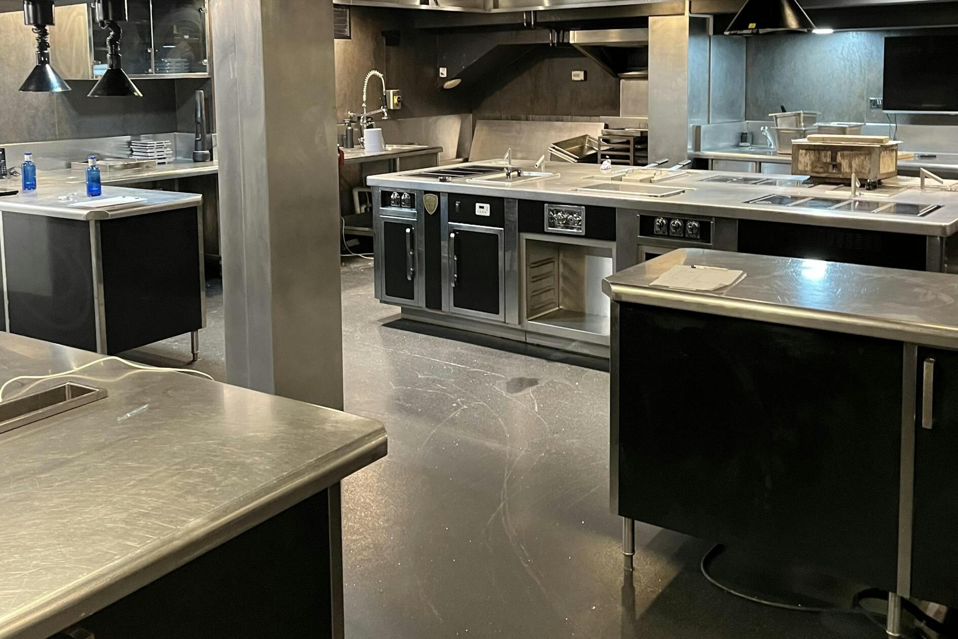 68-82 Vicar Ln, Leeds to rent Interior Photo- Image 1 of 6