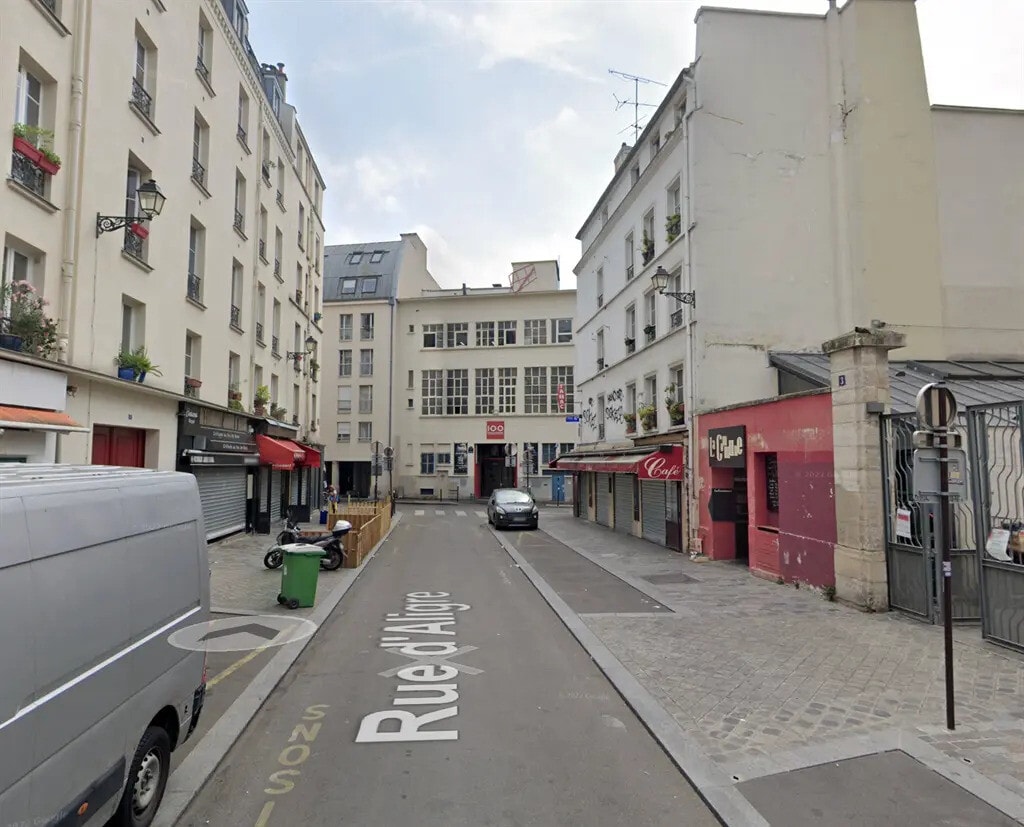 Location Commerce 166 m² - Photo 1