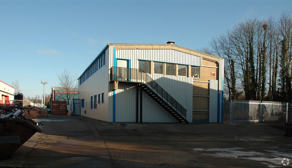 Icknield Way, Letchworth Garden City for sale - Primary Photo - Image 1 of 1