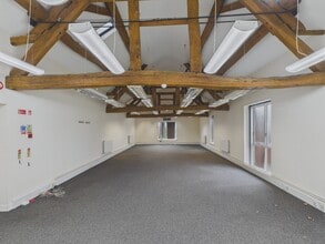 Rake Ln, Chester to rent Interior Photo- Image 1 of 5