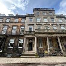 16 Rutland Sq, Edinburgh to rent Building Photo- Image 2 of 2