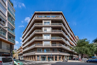 More details for Plaça d'Adrià, 5, Barcelona - Retail to Rent