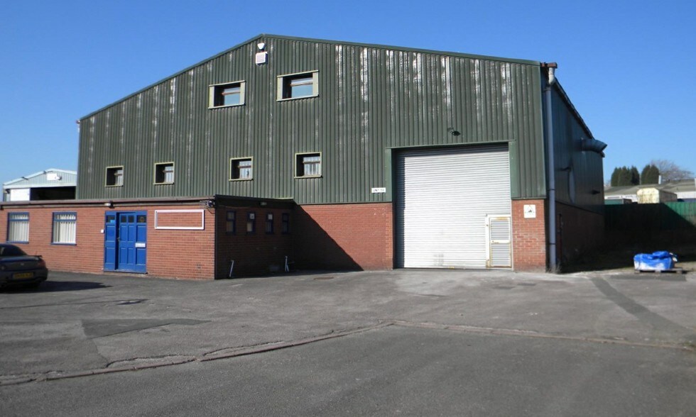 Unit 59 Brick Kiln Lane, Newcastle Under Lyme for sale - Primary Photo - Image 1 of 1