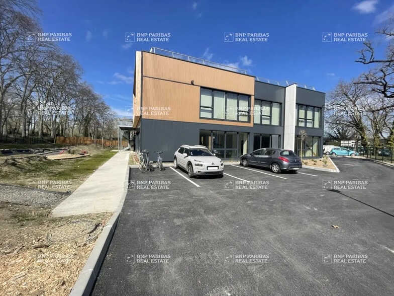 6 Rue Ariane, Ramonville-Saint-Agne to rent - Building Photo - Image 3 of 25