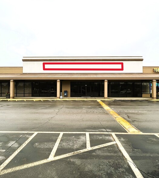 419-449 Highway 52 Byp W, Lafayette, TN for rent - Building Photo - Image 3 of 10