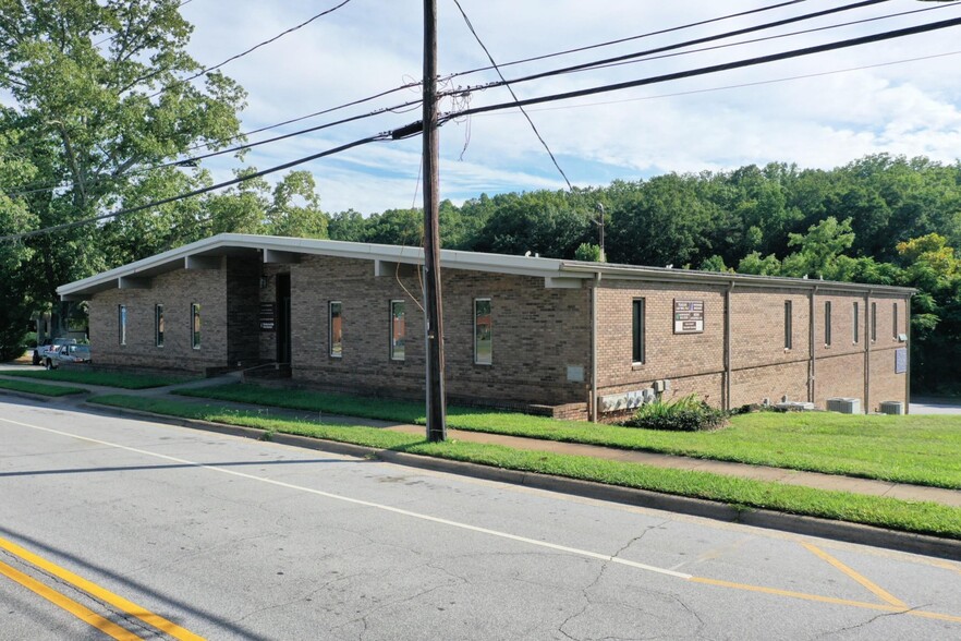 60 Walker St, Columbus, NC for sale - Building Photo - Image 1 of 1