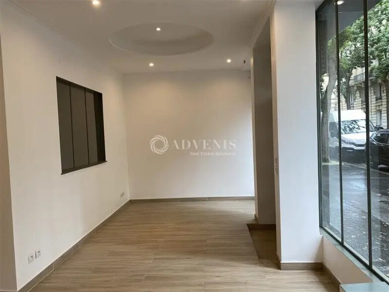 Build-to-Rent in Paris for sale - Interior Photo - Image 3 of 4