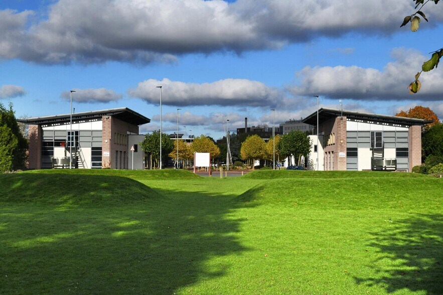 1110 Centre Park Sq, Warrington to rent - Building Photo - Image 2 of 3