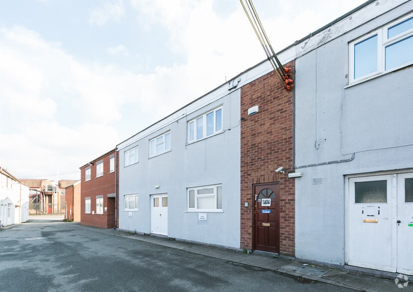 Plough Ln, Hereford to rent - Building Photo - Image 3 of 13