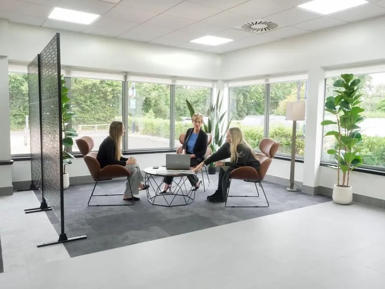 264-270 Bath Rd, Hillingdon to rent - Interior Photo - Image 3 of 14