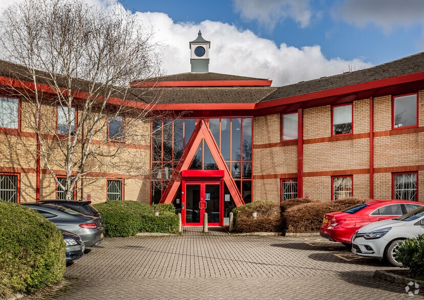 Downcast Way, Manchester to rent - Building Photo - Image 2 of 6