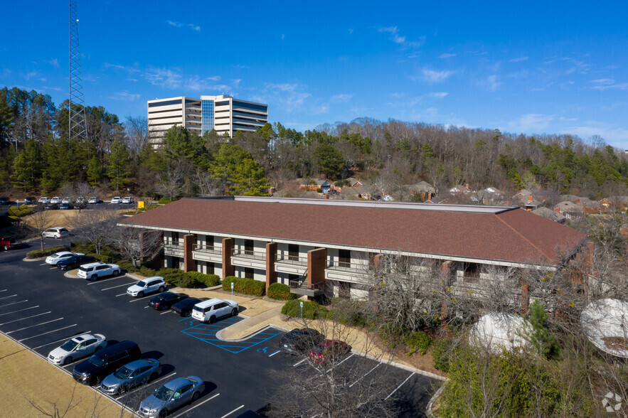 529 Beacon Pky W, Birmingham, AL for rent - Building Photo - Image 3 of 14