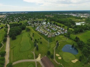 800 Golf Dr, Pontiac, MI - aerial  map view - Image1