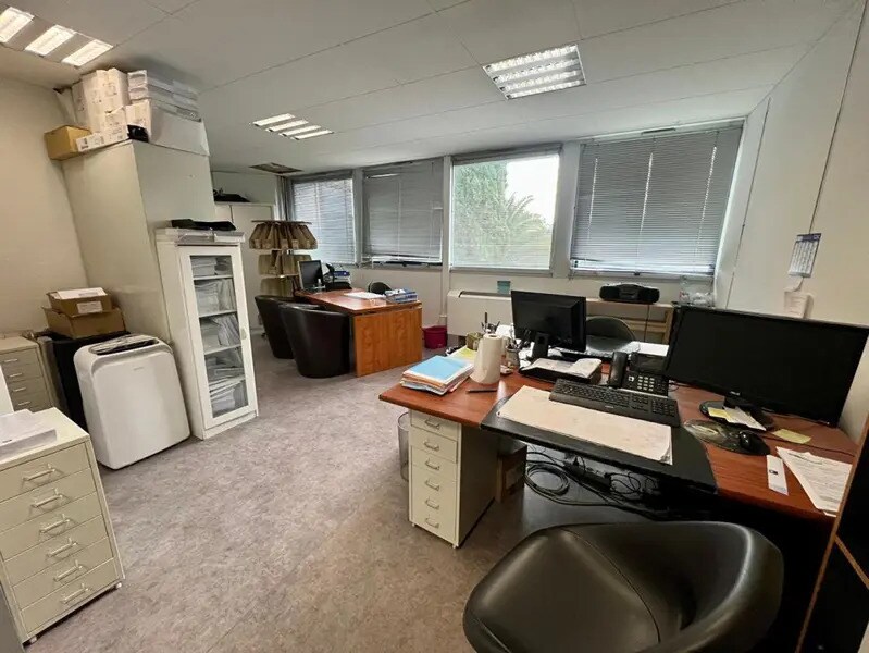Office in Labège to rent Interior Photo- Image 1 of 3
