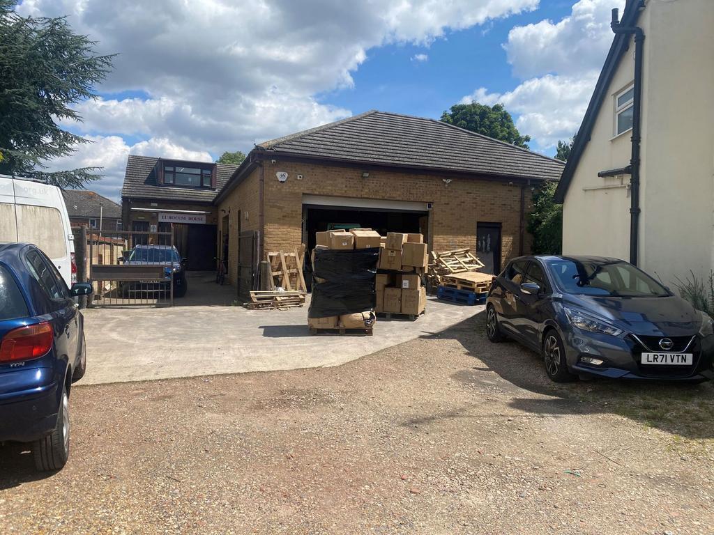 Glade Ln, Southall for sale Building Photo- Image 1 of 20