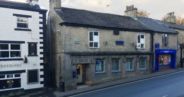 9 Market St, High Peak for sale Primary Photo- Image 1 of 1