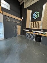 Standback Way, Skelmanthorpe to rent Interior Photo- Image 2 of 3